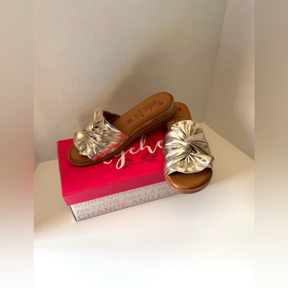 Tyche Sassy Leather Sandals Metallic Gold Women's Size EU 38 / US 7.5-8 New
